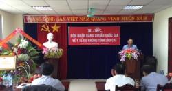 Viện Sức khỏe nghề nghiệp và môi trường tham dự lễ đón bằng công nhận chuẩn Quốc gia YTDP tại Lào Cai